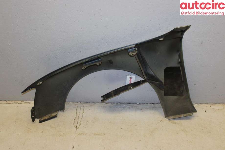 Skjerm høyre foran til Audi A5 2007-2016 (Type I)  (AUDI|8T0 821 106 H|)