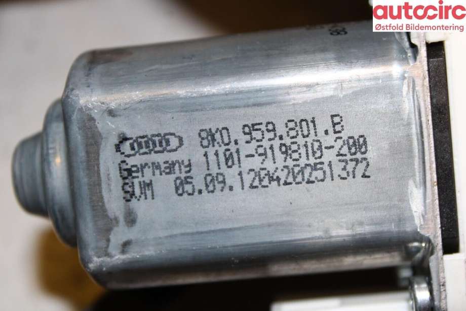 Ruteheis venstre foran til Audi A7 2010-2014 (Type I, Fase 1)  (AUDI|4G8 837 461 A|)