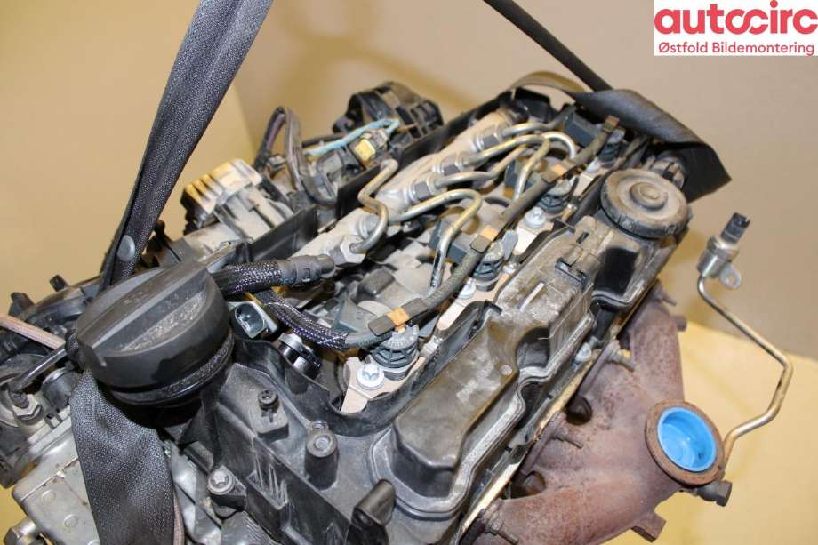 Motor diesel til BMW 2-Serie 2014-2021 (F22/F23) (F22/F23) (BMW|11 00 2 455 610|)