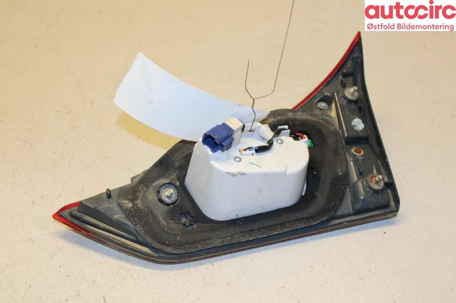 Baklykt venstre indre til Toyota Auris 2015-2019 (Type II, Fase 2)  (TOYOTA|)