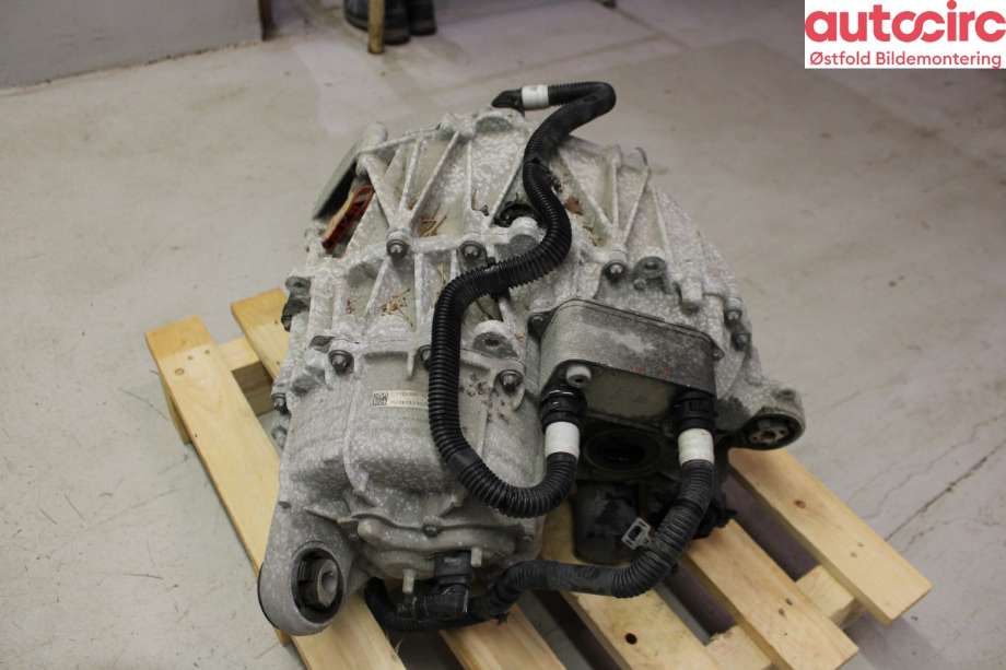 Motor elbil foran til Tesla Model 3 2018-2023 (Fase 1) (TESLA|1120960-10-G|)