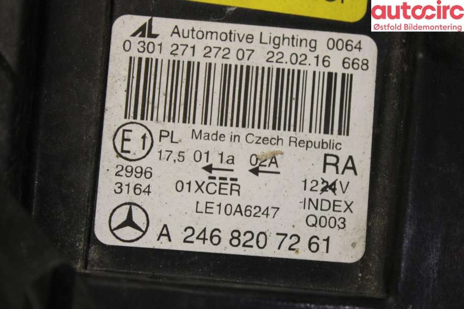 Frontlykt høyre halogen til Mercedes B-Klasse 2011-2018 (W246) (W246) (MERCEDES|A 246 820 02 39|)