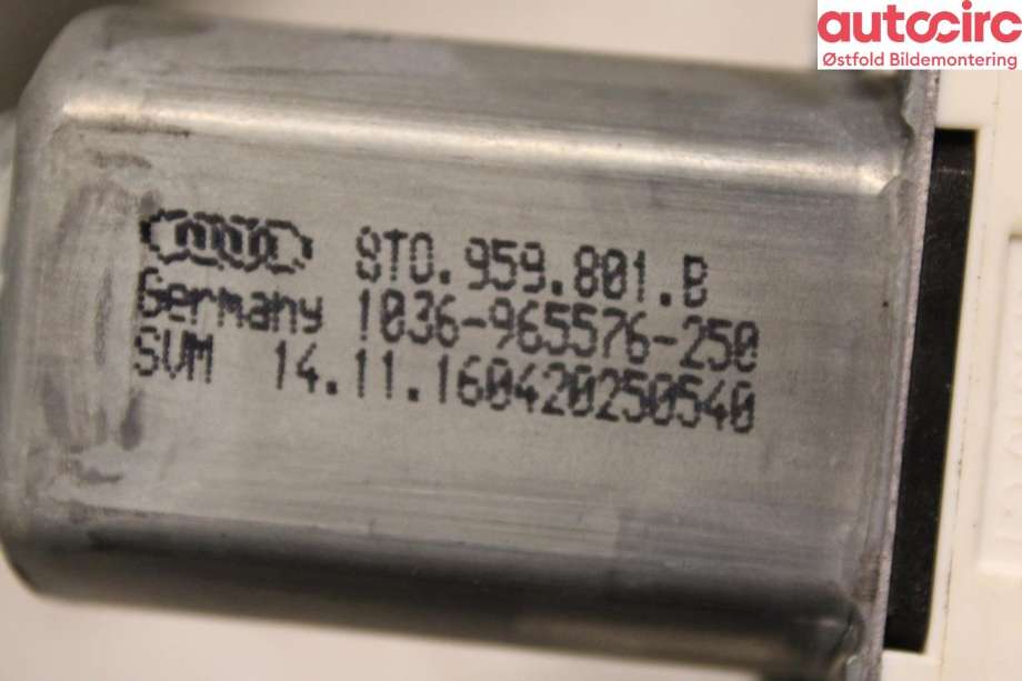 Ruteheis venstre foran til Audi A5 2007-2016 (Type I)  (AUDI|8T8 837 461 B|)