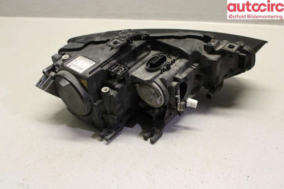 Frontlykt venstre halogen til Audi A5 2007-2016 (Type I) (AUDI|8T0 941 753|)