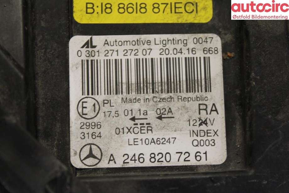 Frontlykt høyre halogen til Mercedes B-Klasse 2011-2018 (W246) (W246) (MERCEDES|A 246 820 02 39|)