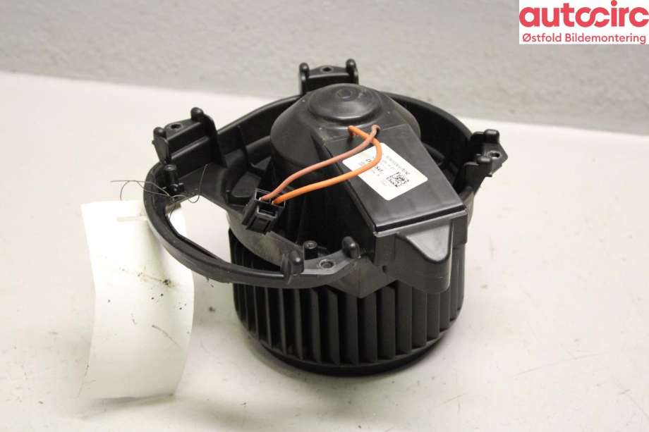 Varmeapparat motor til Mercedes B-Klasse 2011-2018 (W246) (W246) (MERCEDES|A 246 906 16 01|)