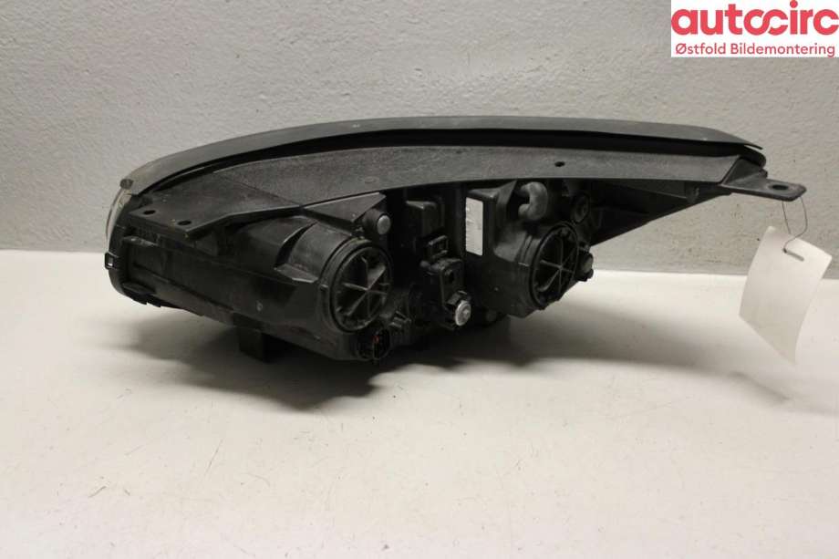 Frontlykt høyre halogen til Kia Soul 2014-2019 (Type II)  (KIA|92102E40101D|)