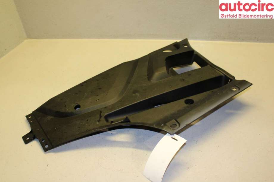 Diverse deler til Porsche Cayenne 2010-2017 (92A) (92A) (PORSCHE||7P5806583J)