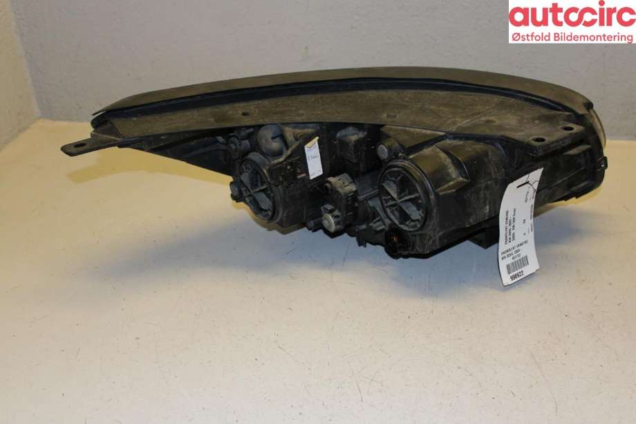 Frontlykt venstre halogen til Kia Soul 2014-2019 (Type II)  (KIA|92101E40101D|)
