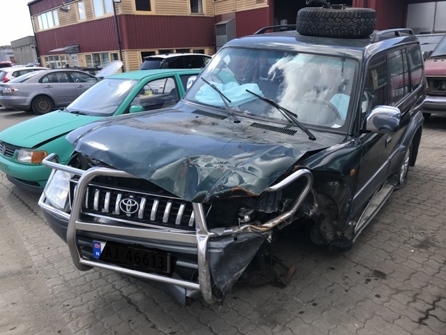 Toyota Land Cruiser 100 1998-2007 , Motorkode: 1KZ-TE, Girkassekode:
