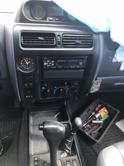 Toyota Land Cruiser 100 1998-2007 , Motorkode: 1KZ-TE, Girkassekode: