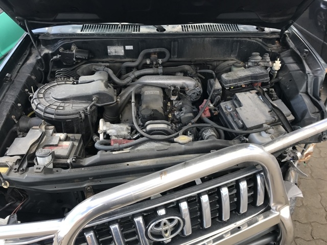 Toyota Land Cruiser 100 1998-2007 , Motorkode: 1KZ-TE, Girkassekode: