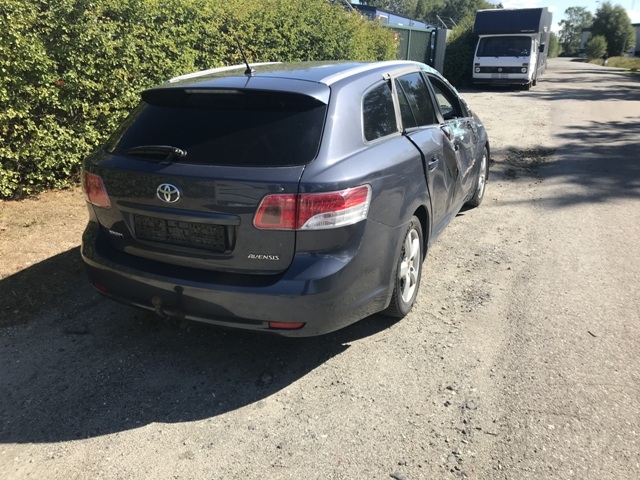 Toyota Avensis 2009-2015 (Type III, Fase 1) , Motorkode: 1AD-FTV, Girkassekode: 