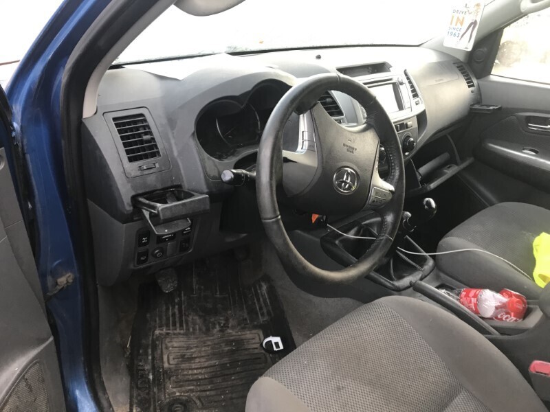 Toyota Hilux 2012-2016 , Motorkode: 2KD-FTV, Girkassekode: 