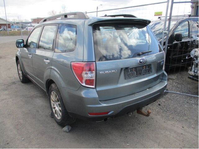 Subaru Forester 2008-2013 (Type III) , Motorkode: EE20, Girkassekode: