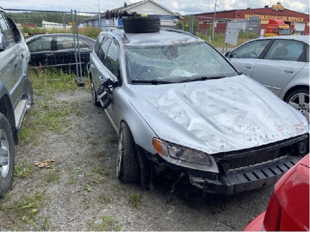 Volvo V70 2014-2016 (Type III, Fase 2) , Motorkode: D5204T7, Girkassekode: 