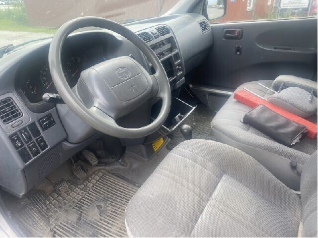 Toyota Hiace 2001-2006 (Fase 2) , Motorkode: 2KD-FTV, Girkassekode: 
