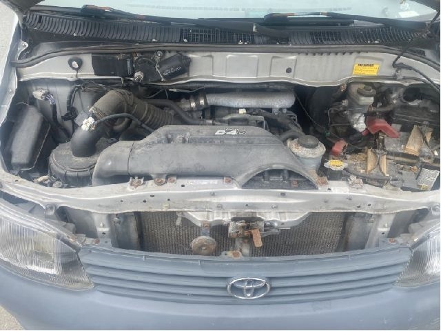 Toyota Hiace 2001-2006 (Fase 2) , Motorkode: 2KD-FTV, Girkassekode: 