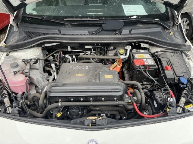 Mercedes B-Klasse 2011-2018 (W246) (W246), Motorkode: EM0004, Girkassekode: 