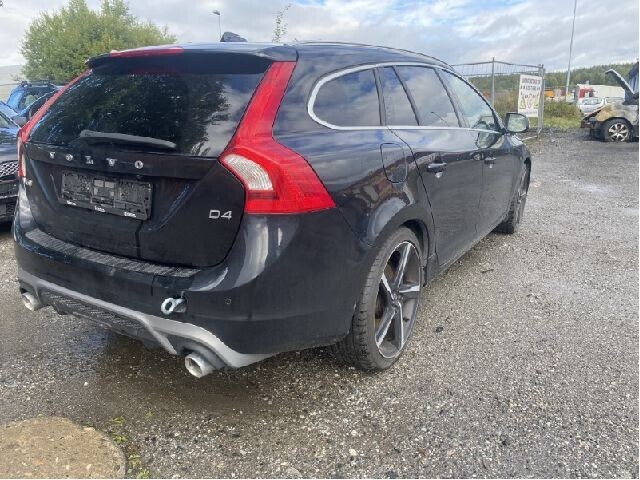 Volvo V60/V60 CC 2013-2018 (Type I, Fase 2) , Motorkode: D4204T5, Girkassekode: 