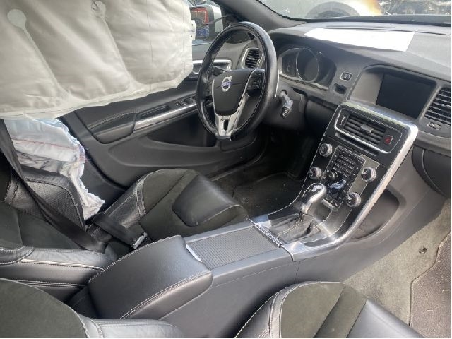 Volvo V60/V60 CC 2013-2018 (Type I, Fase 2) , Motorkode: D4204T5, Girkassekode: 