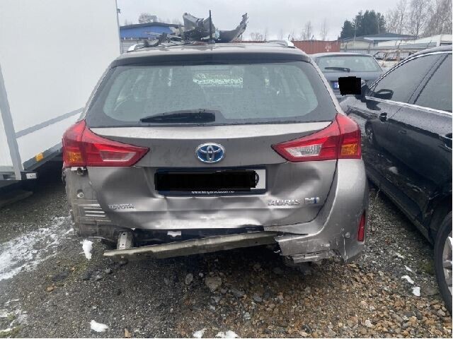Toyota Auris 2013-2015 (Type II, Fase 1) , Motorkode: 2ZR-FXE, Girkassekode: 