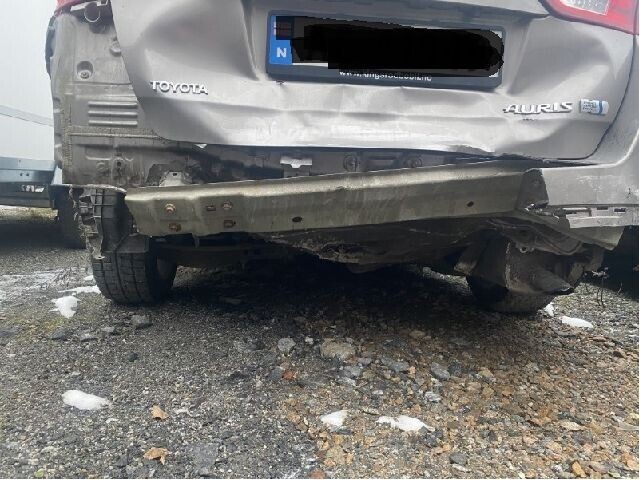 Toyota Auris 2013-2015 (Type II, Fase 1) , Motorkode: 2ZR-FXE, Girkassekode: 