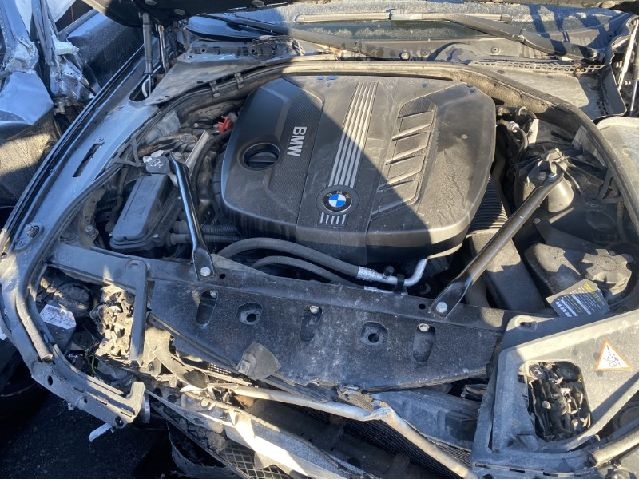BMW 5-Serie 2010-2017 (F10/F11) (F10/F11), Motorkode: N47-D20C, Girkassekode: 
