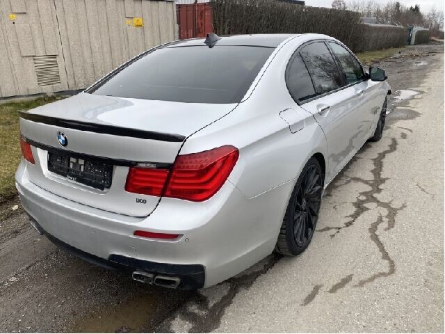 BMW 7-Serie 2009-2015 (F01/F02/F03/F04) (F01/F02/F03/F04), Motorkode: N57-D30B, Girkassekode: 