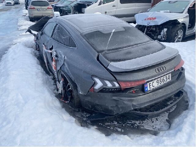 Audi e-tron GT 2021-->> , Motorkode: , Girkassekode: 