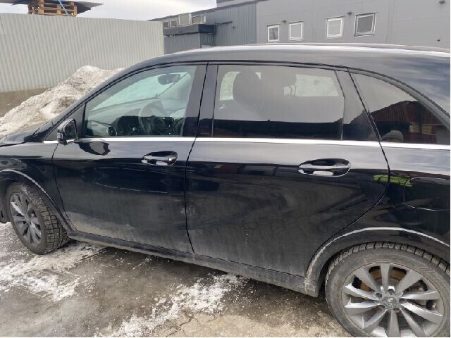Mercedes B-Klasse 2011-2018 (W246) (W246), Motorkode: EM0004, Girkassekode: 