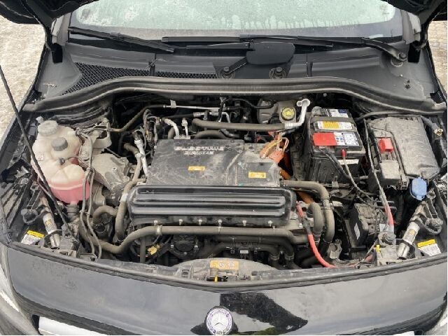 Mercedes B-Klasse 2011-2018 (W246) (W246), Motorkode: EM0004, Girkassekode: 