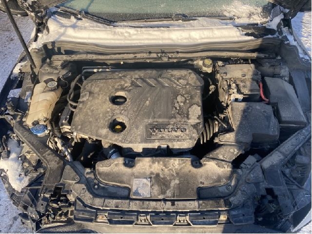 Volvo V40 2012-2019 , Motorkode: D4162T, Girkassekode: 