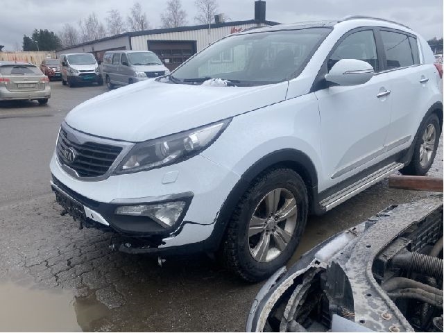 Kia Sportage 2010-2016 (Type III) , Motorkode: G4FD, Girkassekode: