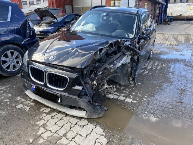 BMW X1 2009-2015 (E84) (E84), Motorkode: N47-D20C, Girkassekode: