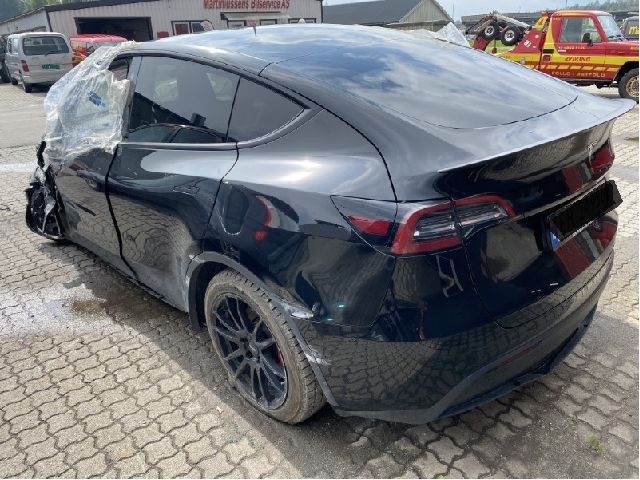 Tesla Model Y 2021-2024 (Type I) , Motorkode: , Girkassekode: 