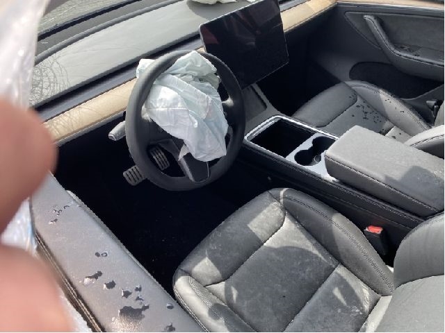 Tesla Model Y 2021-2024 (Type I) , Motorkode: , Girkassekode: 