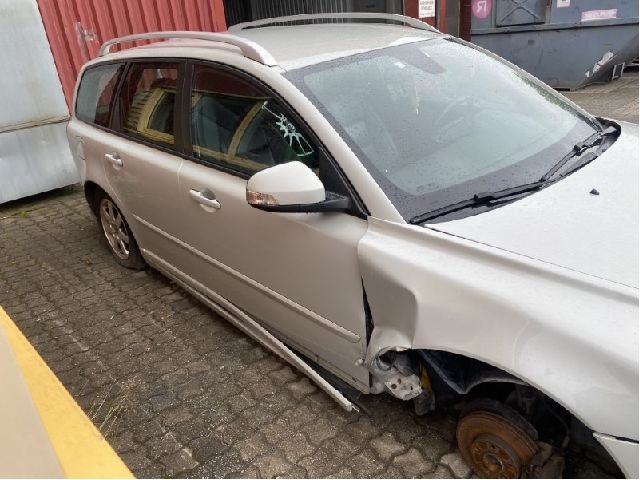 Volvo V50 2007-2012 (Fase 2) , Motorkode: D4164T, Girkassekode: 