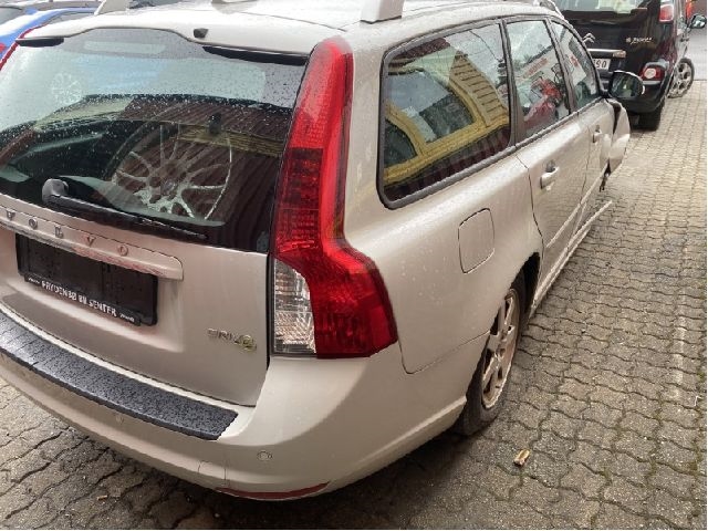 Volvo V50 2007-2012 (Fase 2) , Motorkode: D4164T, Girkassekode: 