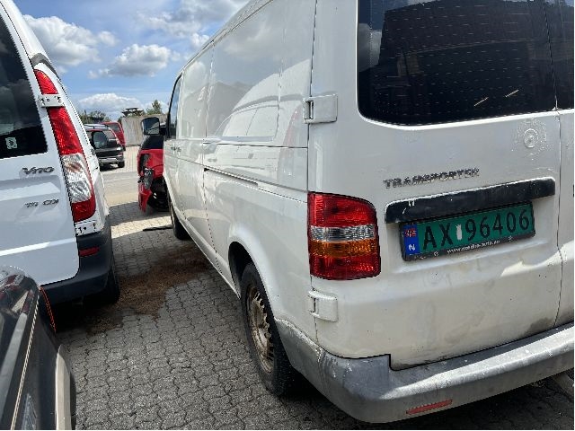 VW Transporter / Caravelle 2003-2009 (Fase 1) (T5) (T5), Motorkode: AXE;BPC, Girkassekode: