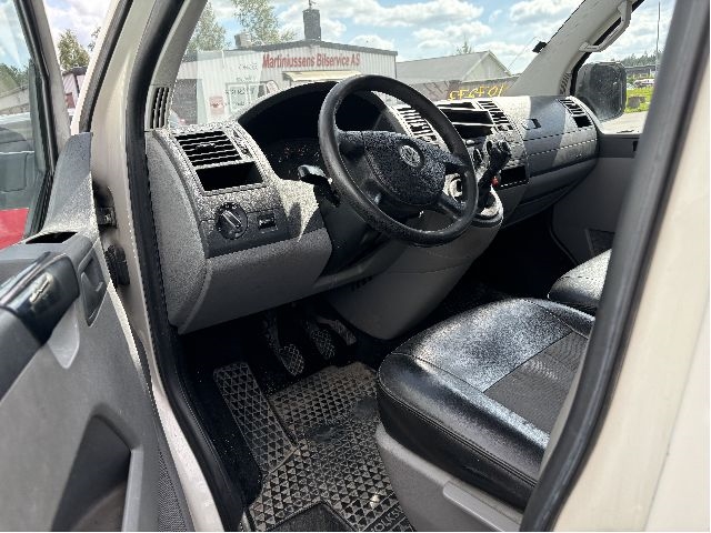 VW Transporter / Caravelle 2003-2009 (Fase 1) (T5) (T5), Motorkode: AXE;BPC, Girkassekode: