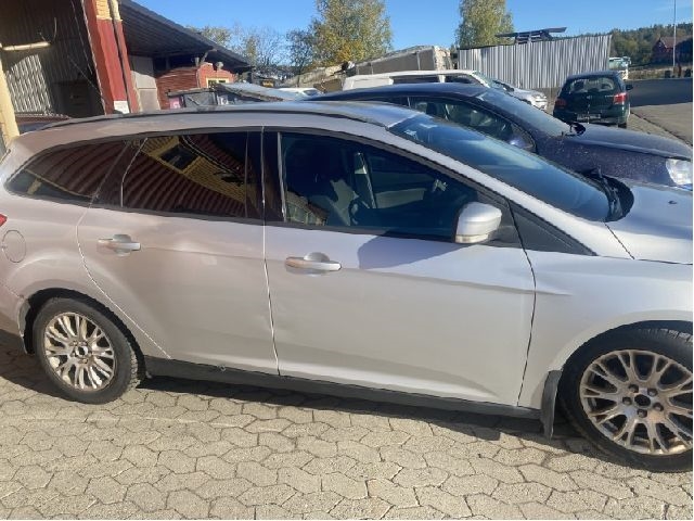 Ford Focus 2011-2014 (Type III, Fase 1) , Motorkode: T3DA;T3DB, Girkassekode: