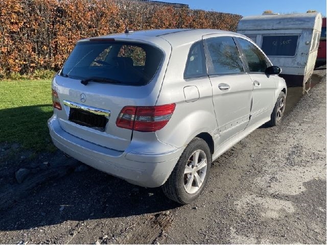 Mercedes B-Klasse 2005-2008 (Fase 1) (W245) (W245), Motorkode: M266.940, Girkassekode: 