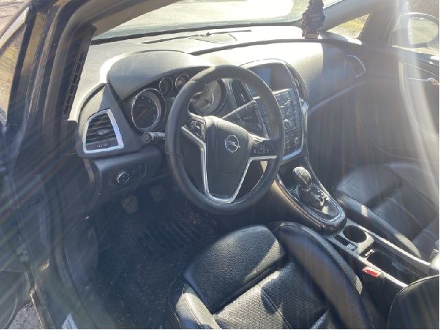Opel Astra J 2010-2015 , Motorkode: A17DTF;A17DTS, Girkassekode: 
