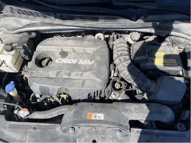 Hyundai i40 2012-2017 , Motorkode: D4FD, Girkassekode: 