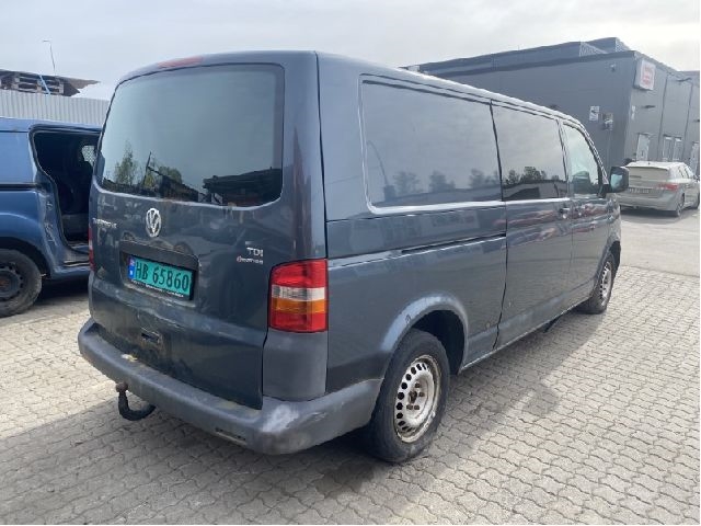 VW Transporter / Caravelle 2003-2009 (Fase 1) (T5) (T5), Motorkode: AXD;BNZ, Girkassekode: 