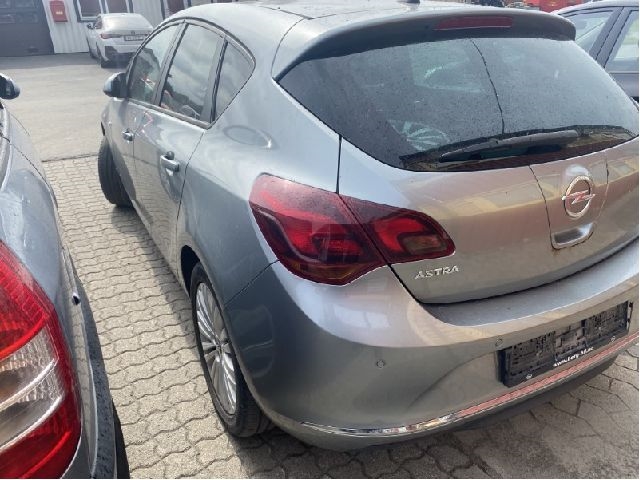 Opel Astra J 2010-2015 , Motorkode: A14NEL, Girkassekode: