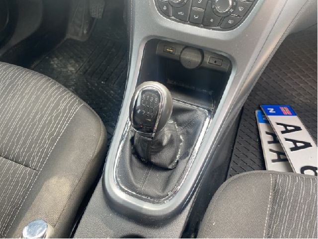 Opel Astra J 2010-2015 , Motorkode: A14NEL, Girkassekode: