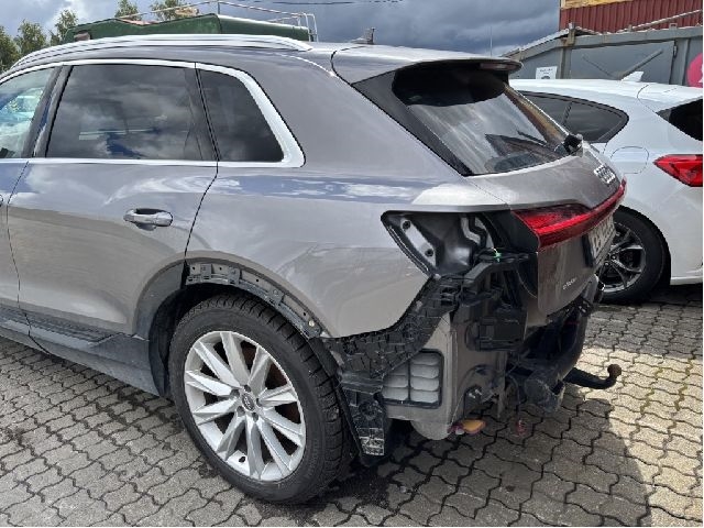 Audi e-tron 2018-->> , Motorkode: BM1J, Girkassekode: