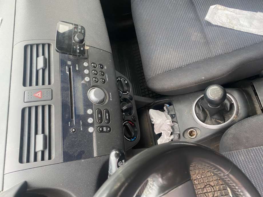 Suzuki Swift 2005-2010 , Motorkode: M13A, Girkassekode: 